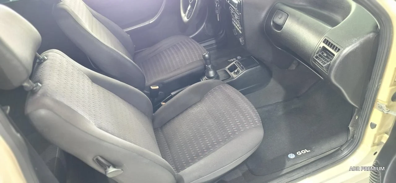 VOLKSWAGEN GOL