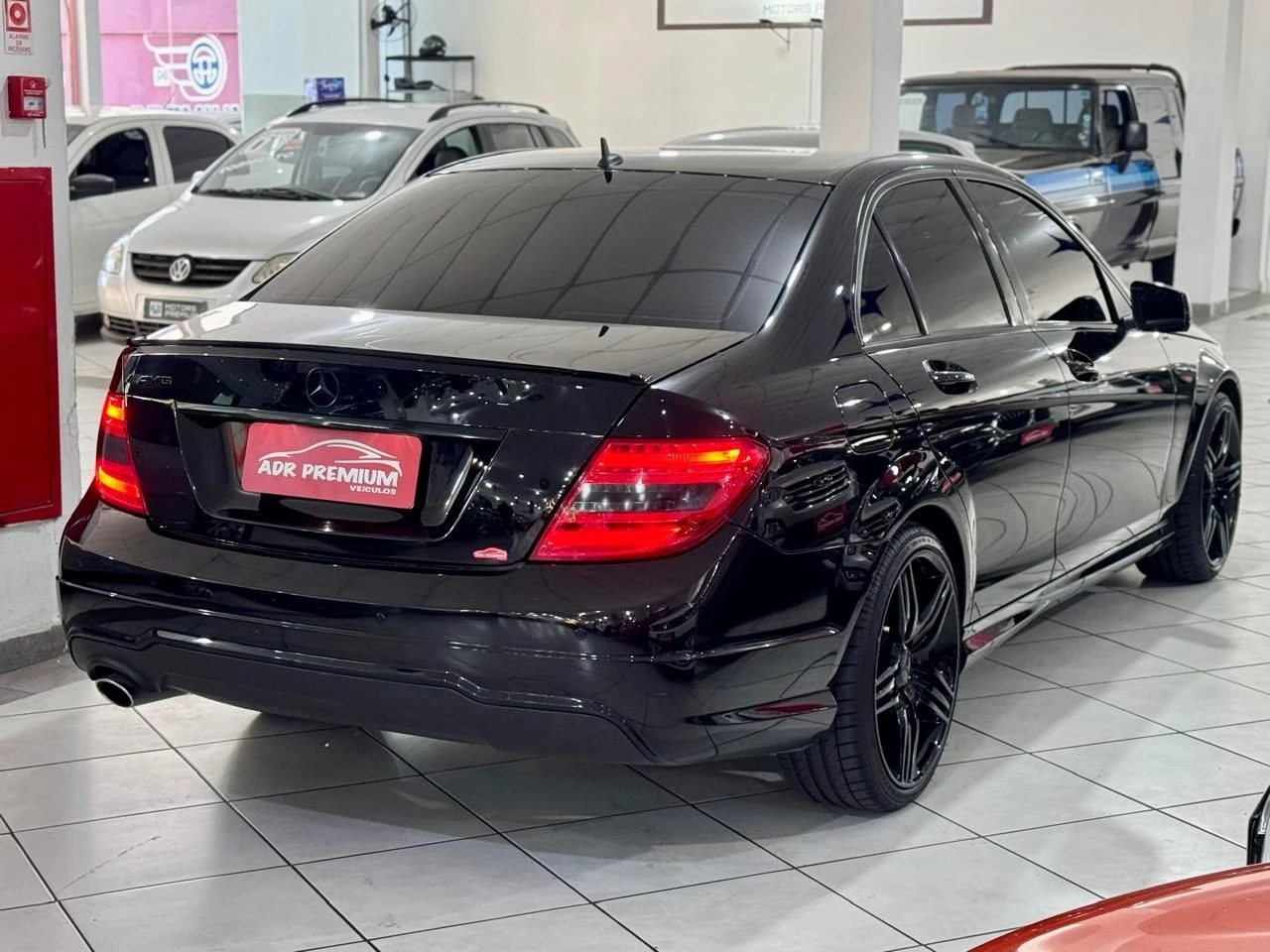MERCEDES-BENZ C 180