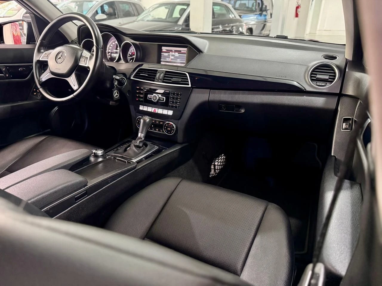 MERCEDES-BENZ C 180