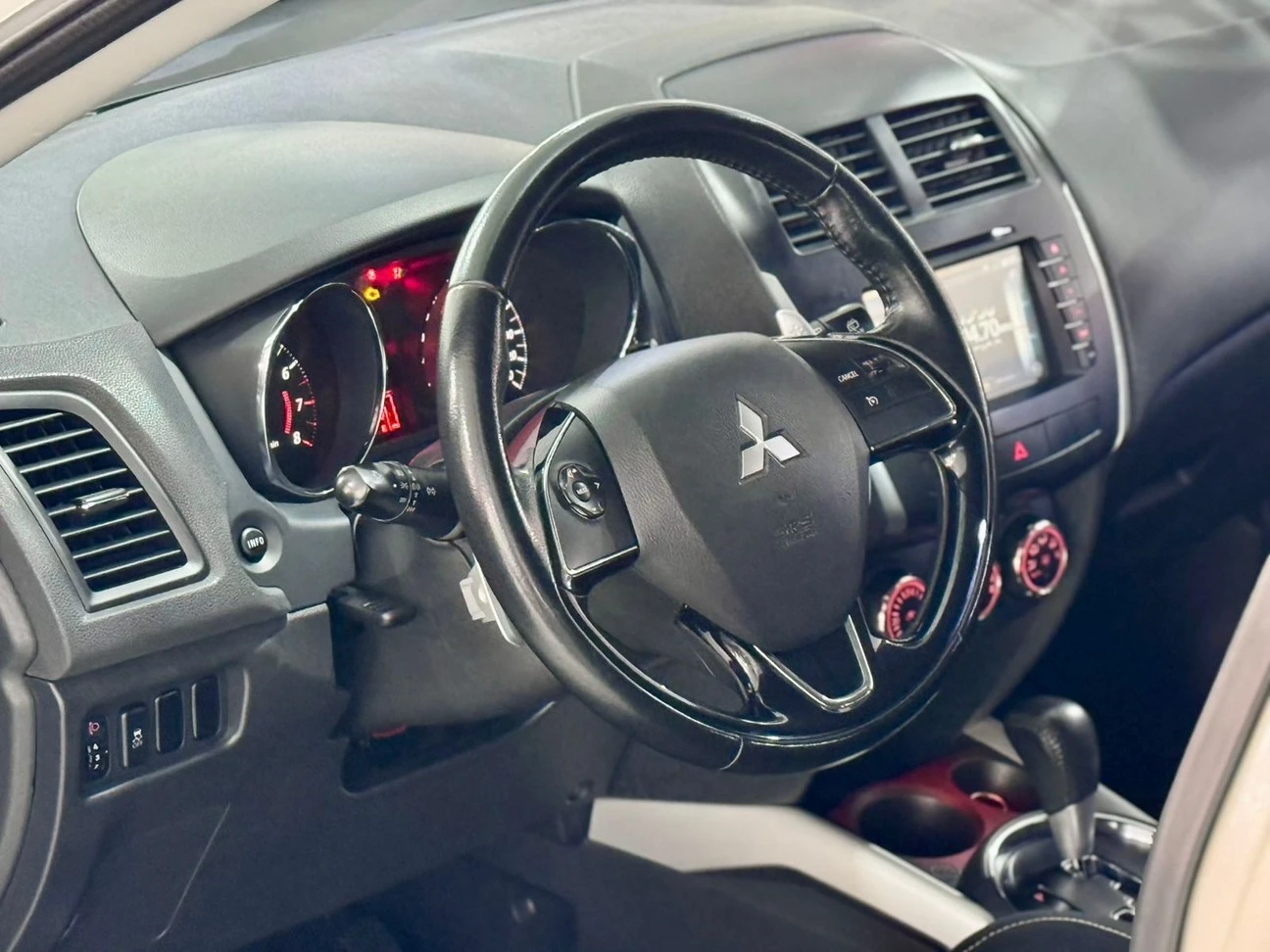 MITSUBISHI ASX