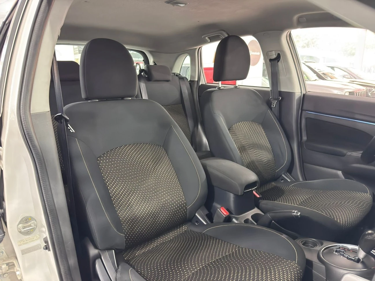 MITSUBISHI ASX