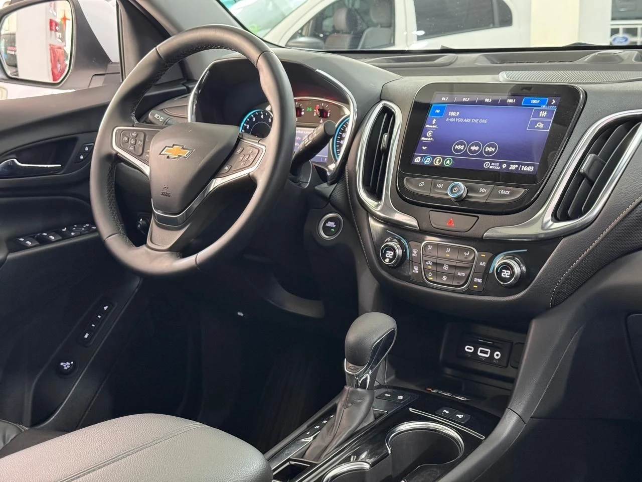 CHEVROLET EQUINOX