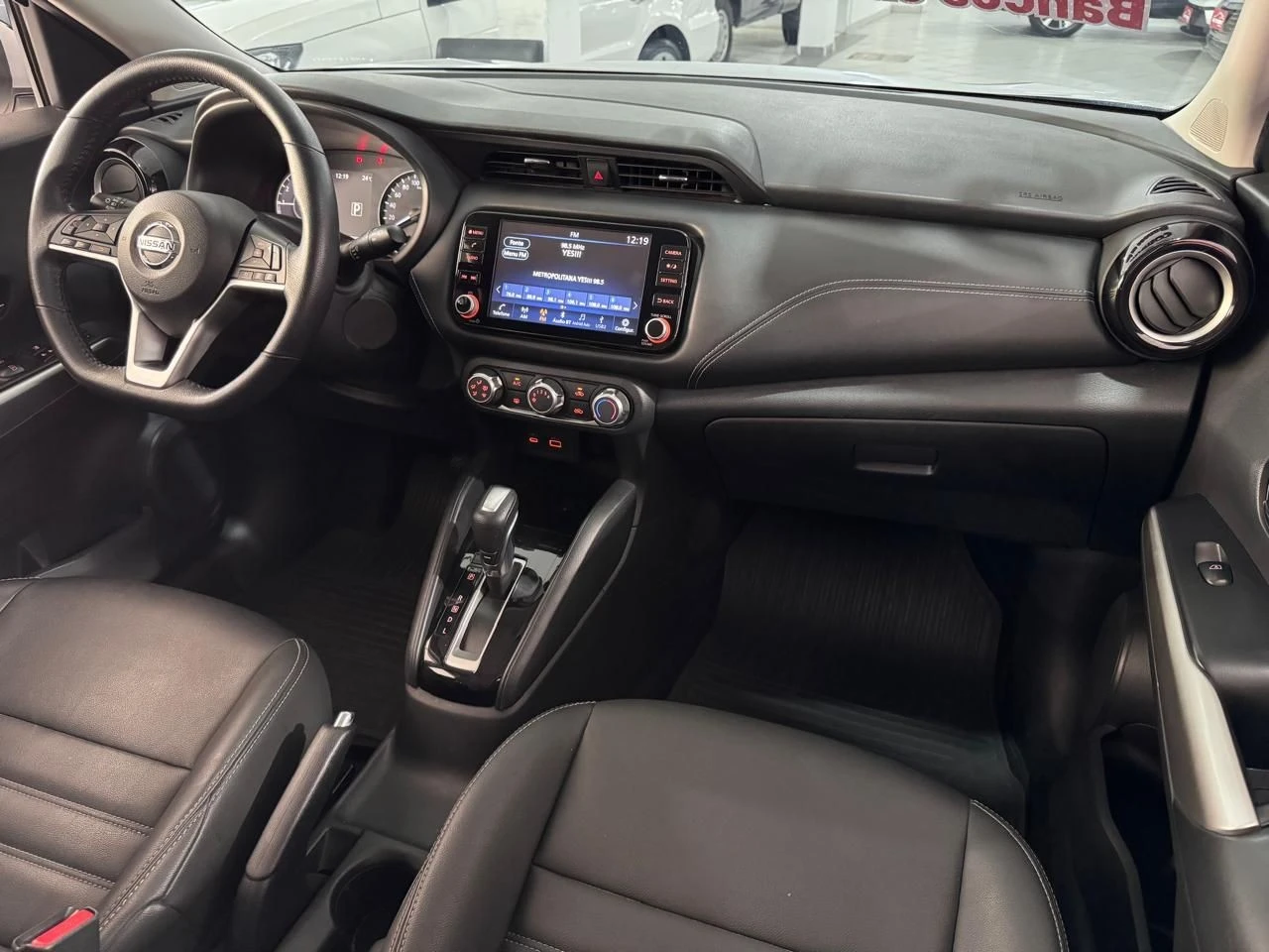 NISSAN KICKS