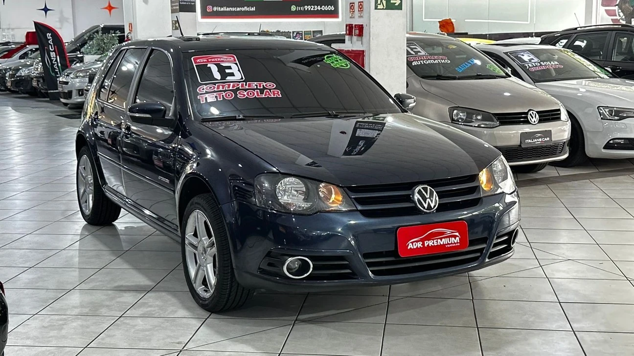 VOLKSWAGEN GOLF