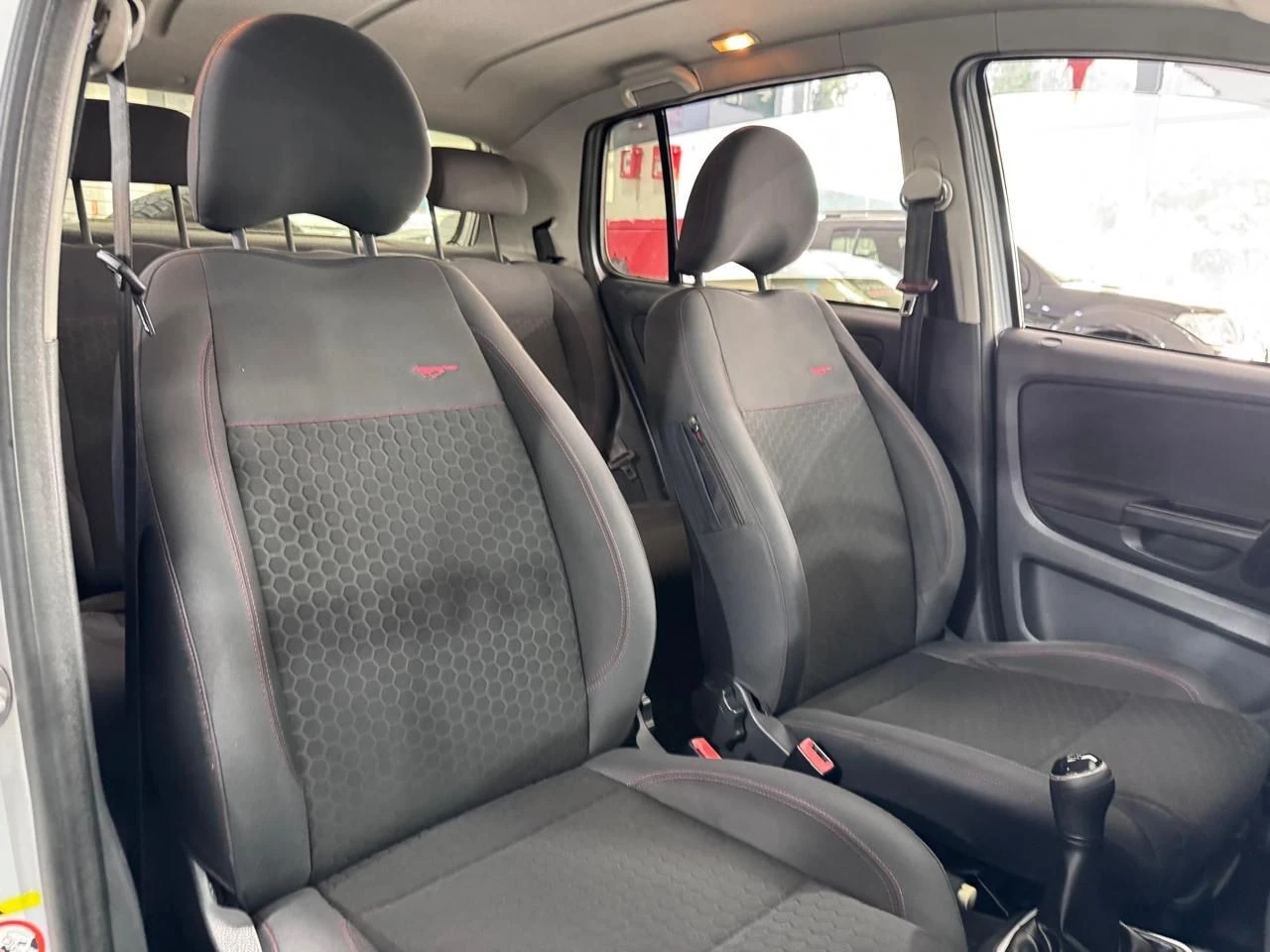 VOLKSWAGEN CROSSFOX