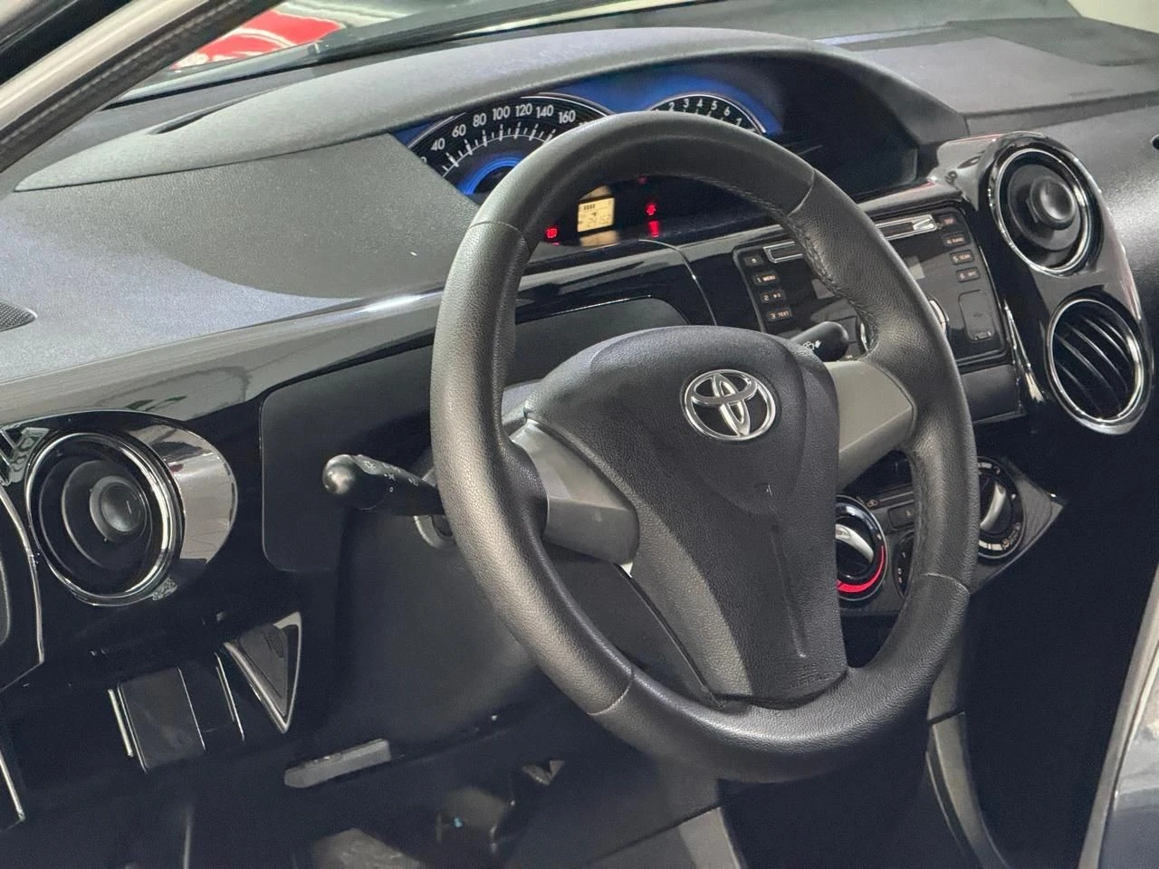 TOYOTA ETIOS