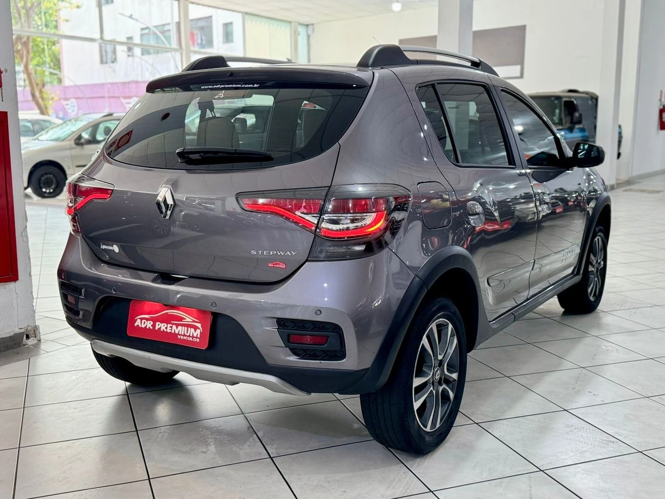 RENAULT DUSTER