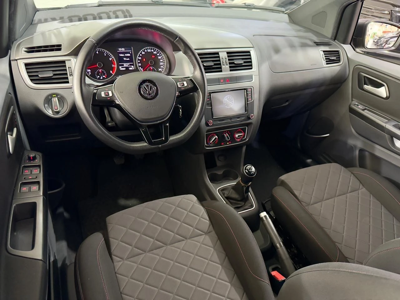 VOLKSWAGEN FOX