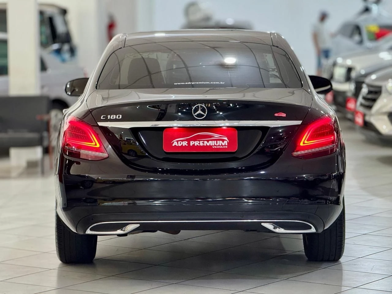 MERCEDES-BENZ C 180