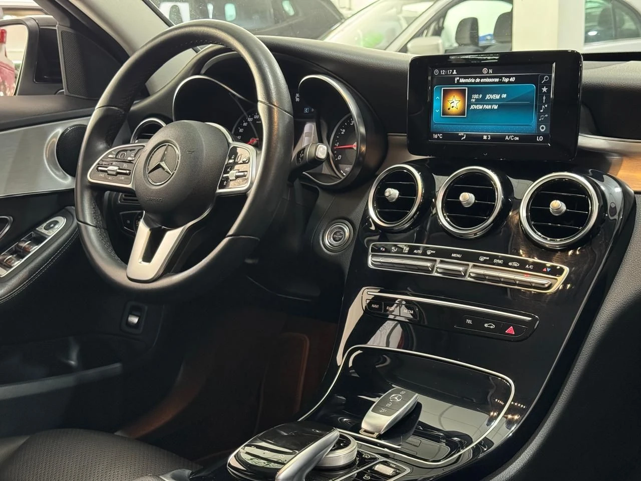 MERCEDES-BENZ C 180