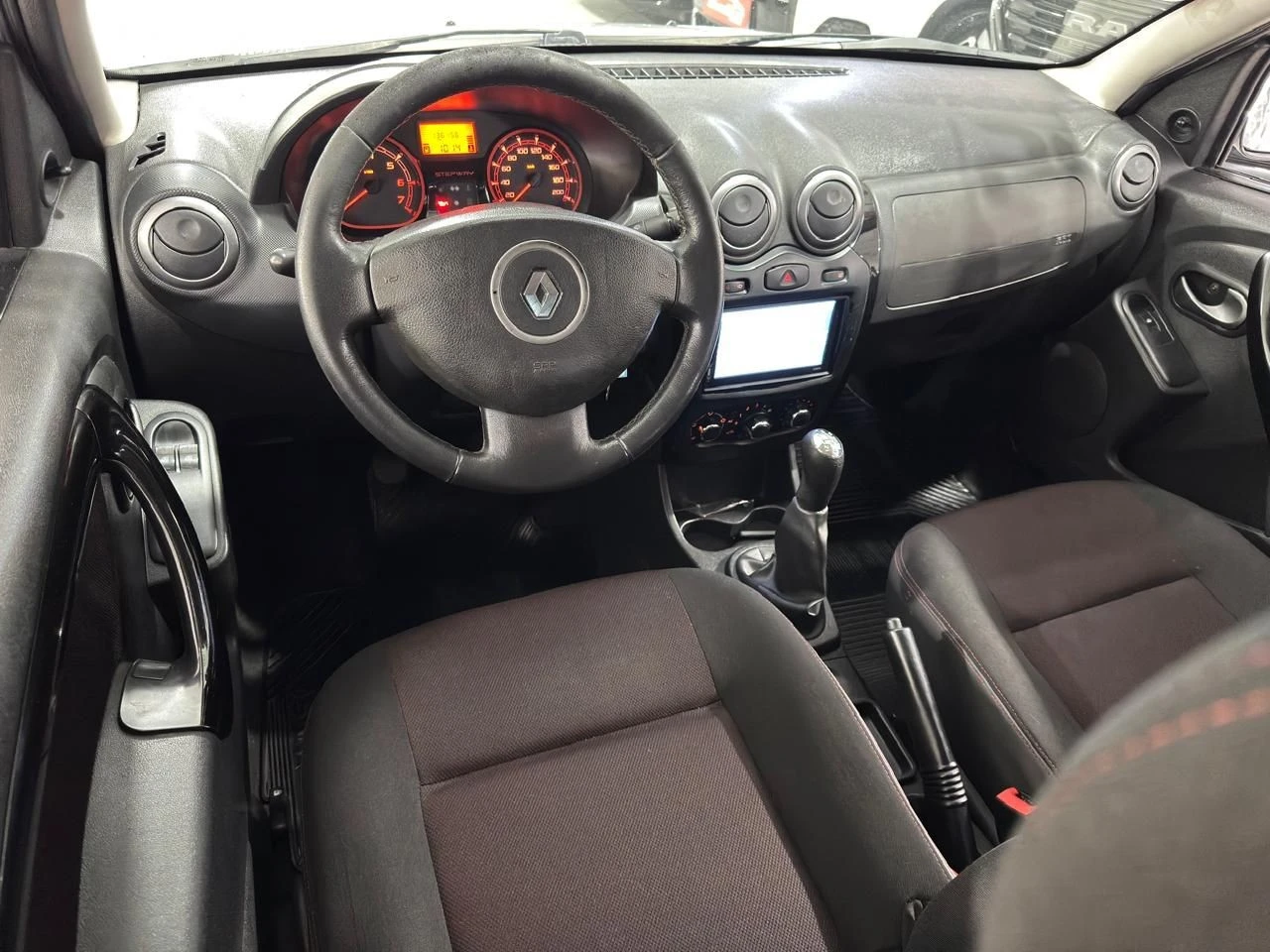 RENAULT SANDERO