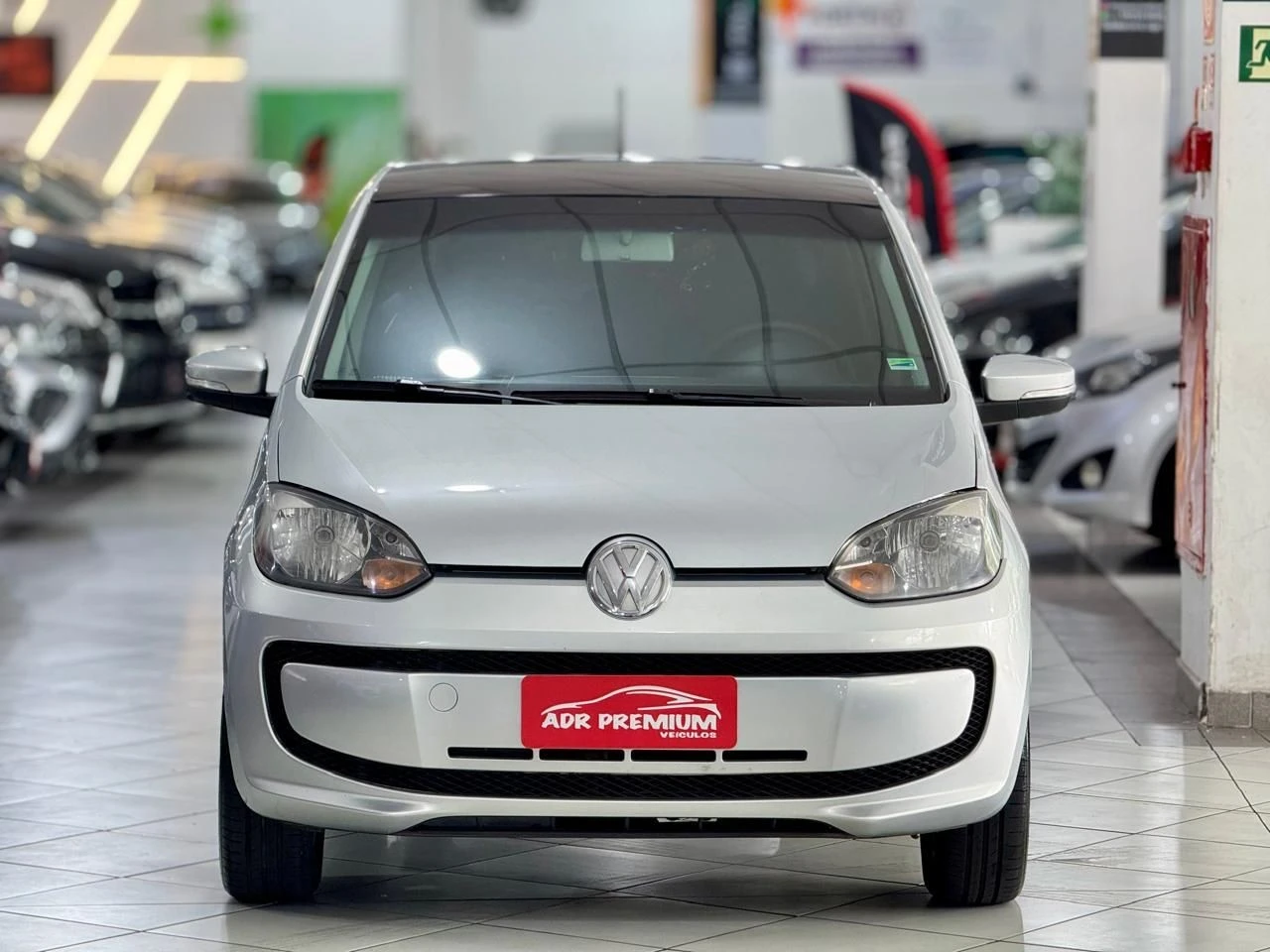 VOLKSWAGEN UP