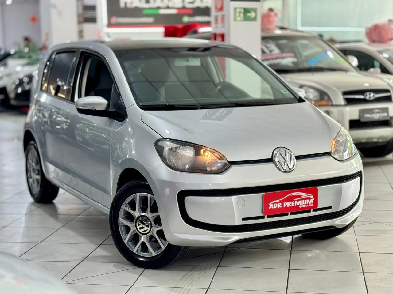 VOLKSWAGEN UP