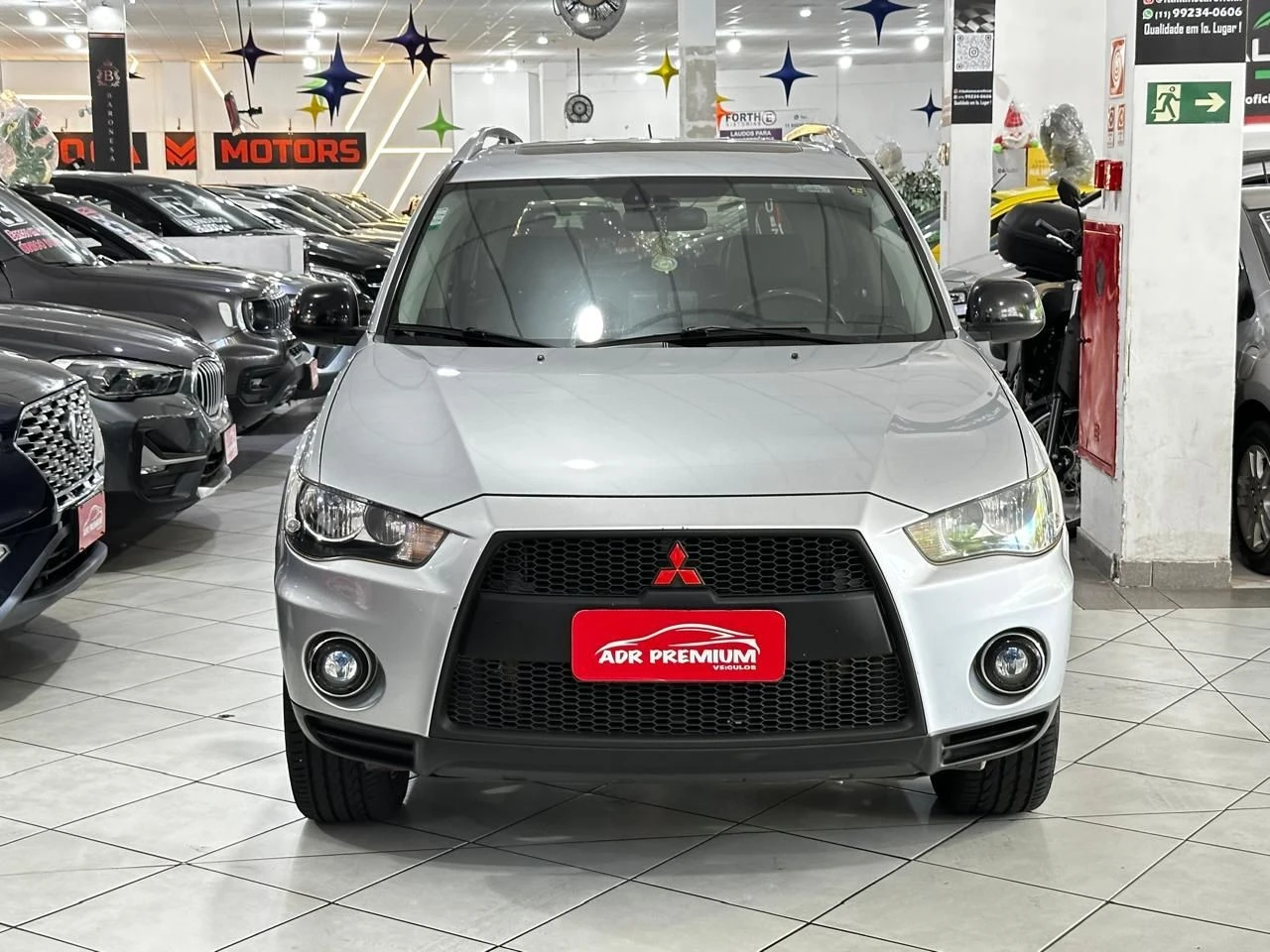 MITSUBISHI OUTLANDER