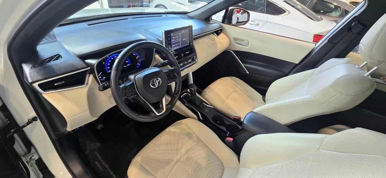 TOYOTA COROLLA CROSS