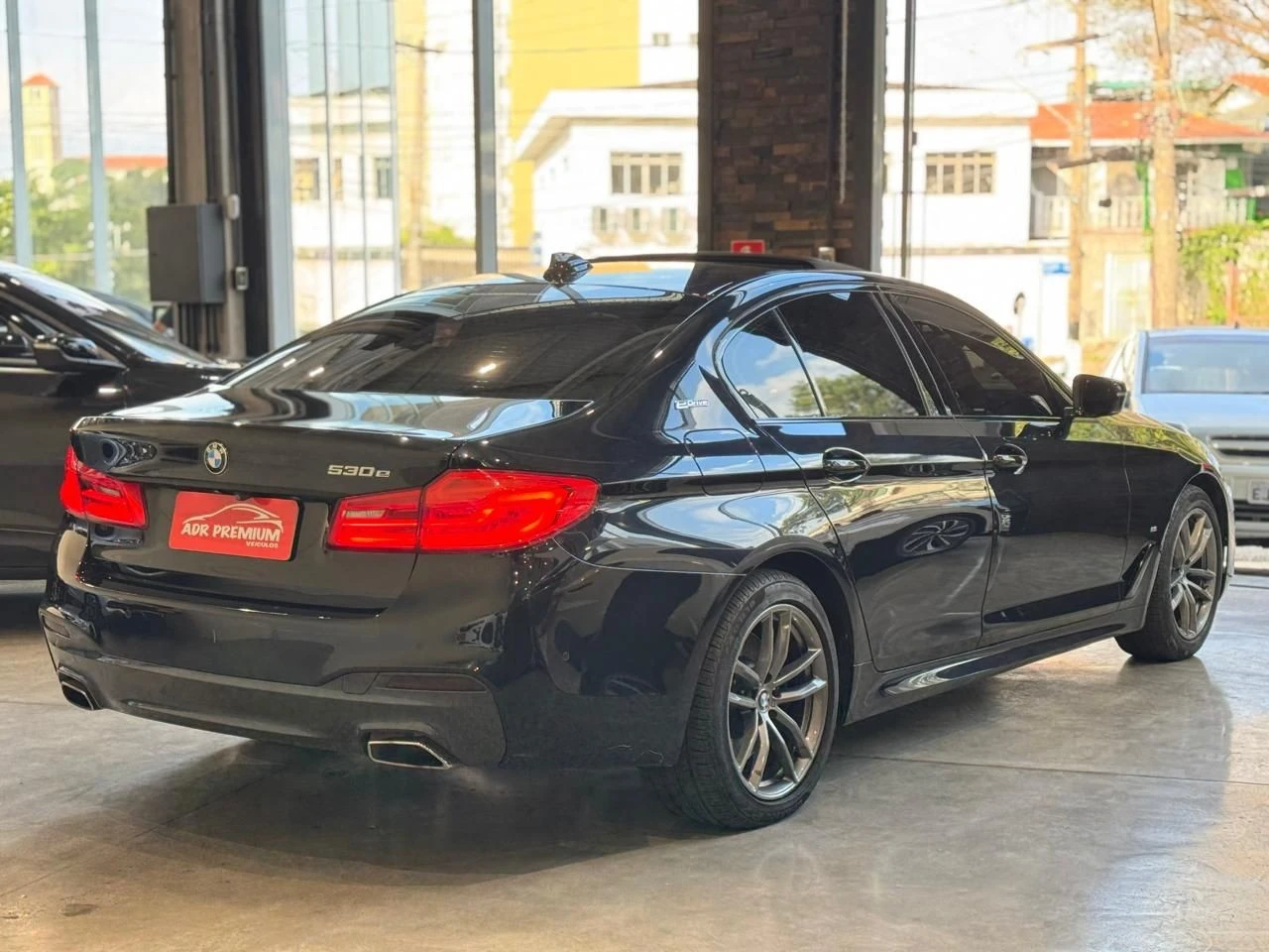 BMW 530e