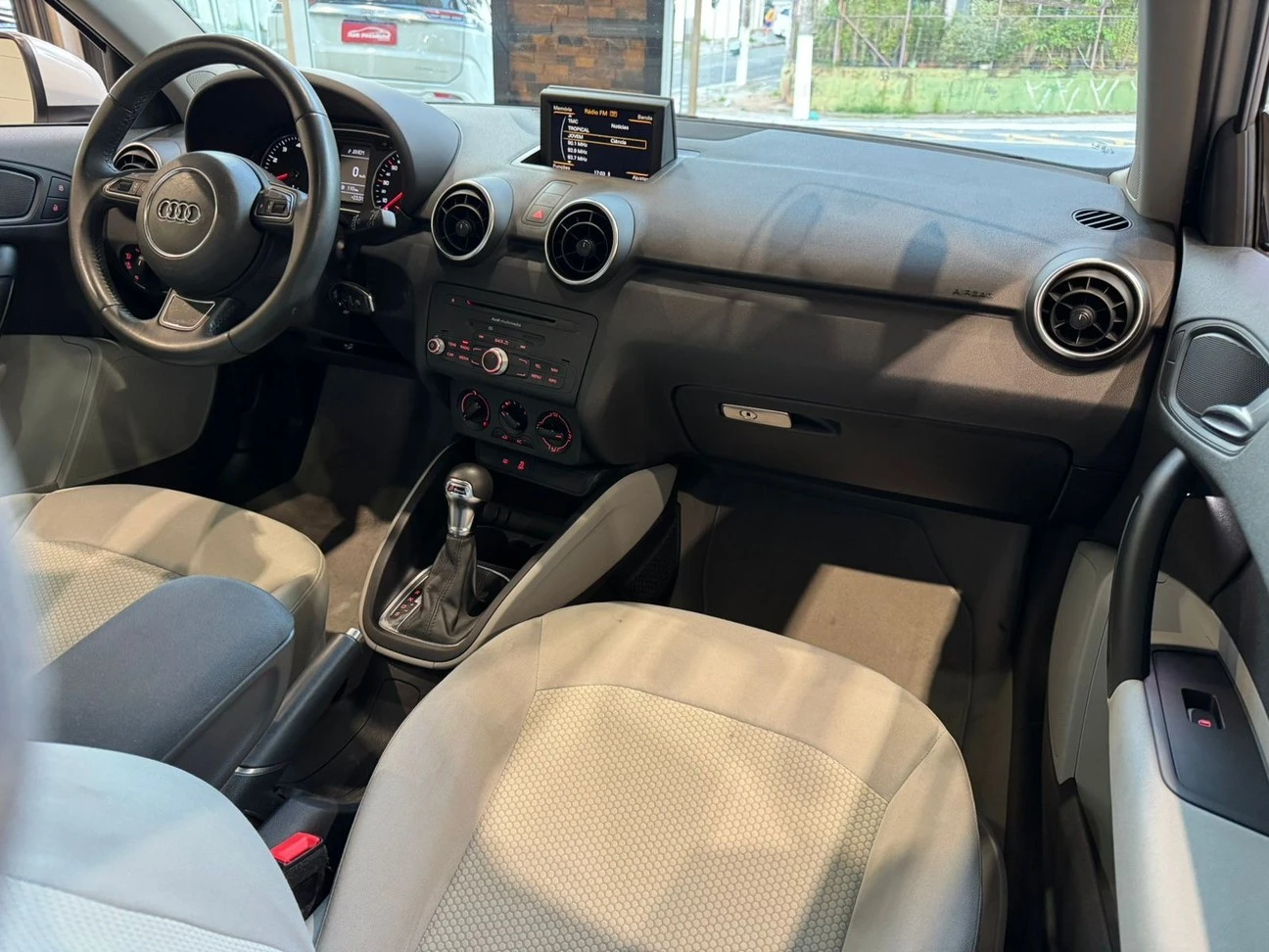 AUDI A1