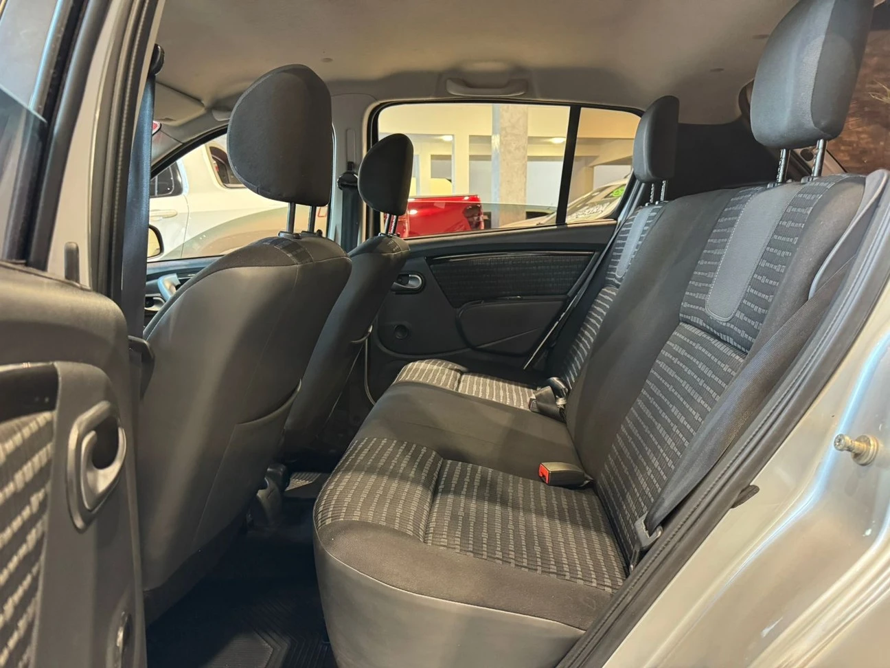 RENAULT SANDERO