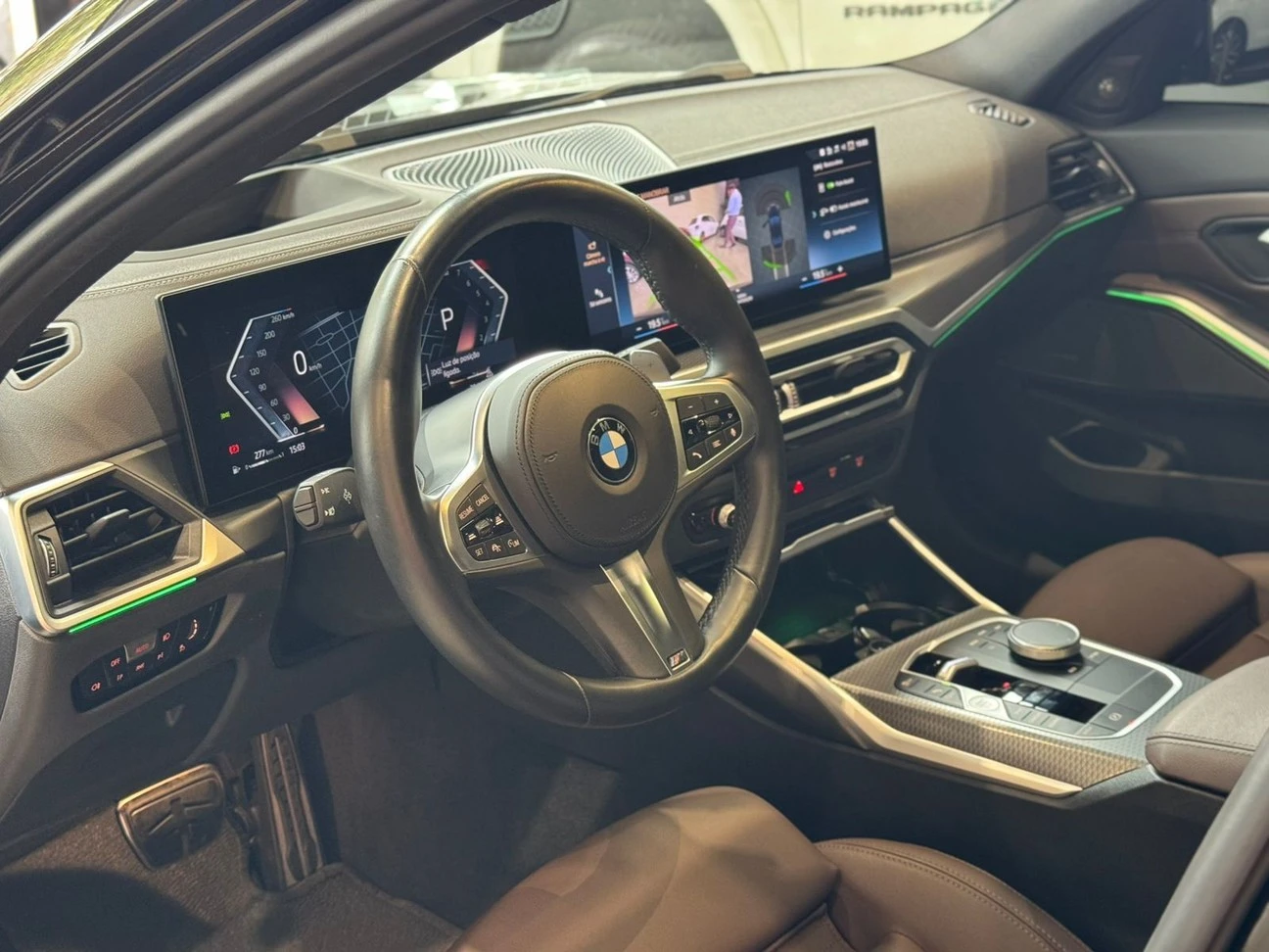 BMW 320i