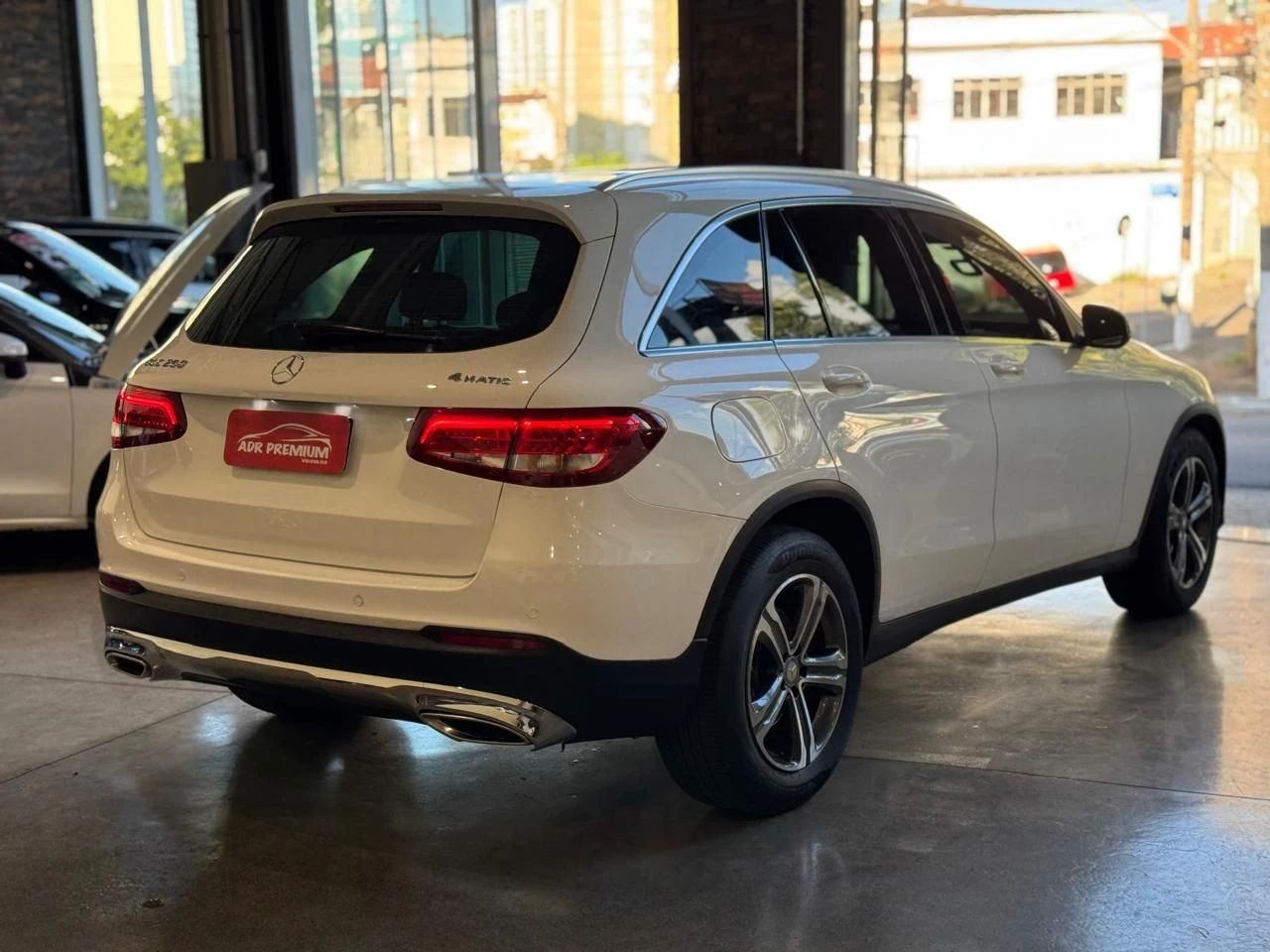 MERCEDES-BENZ GLC 250