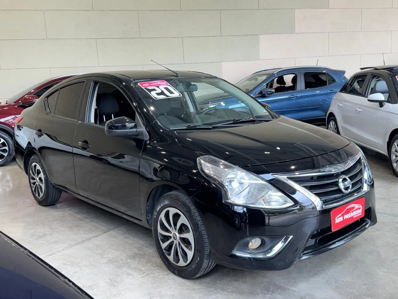 NISSAN VERSA