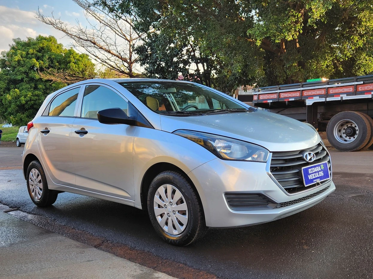 HYUNDAI HB20