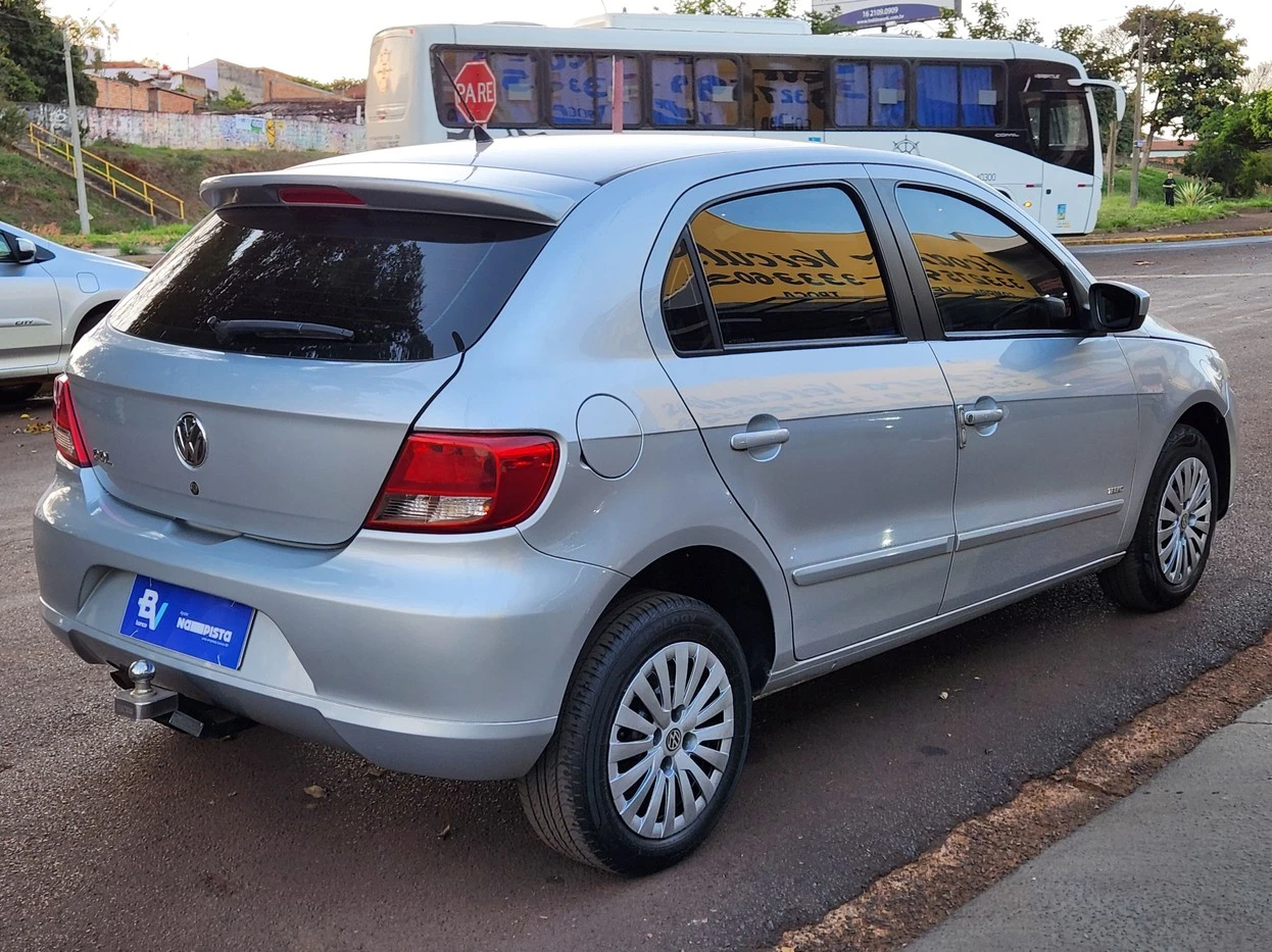VOLKSWAGEN GOL