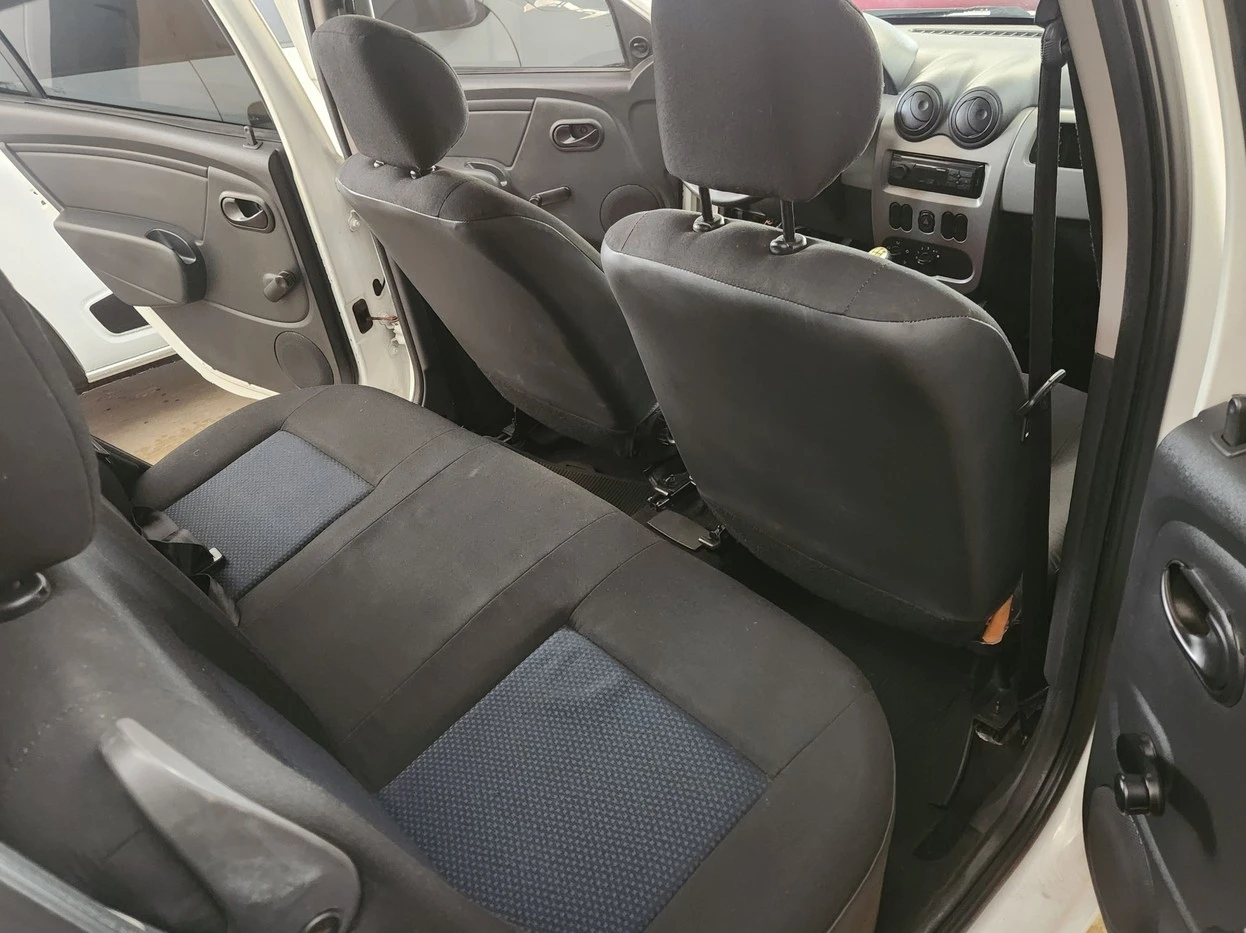 RENAULT SANDERO
