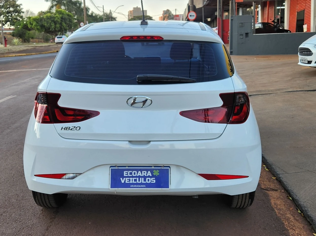 HYUNDAI HB20