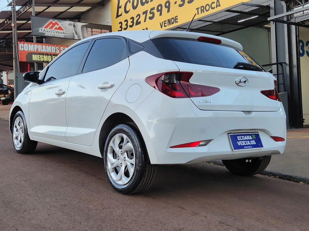 HYUNDAI HB20