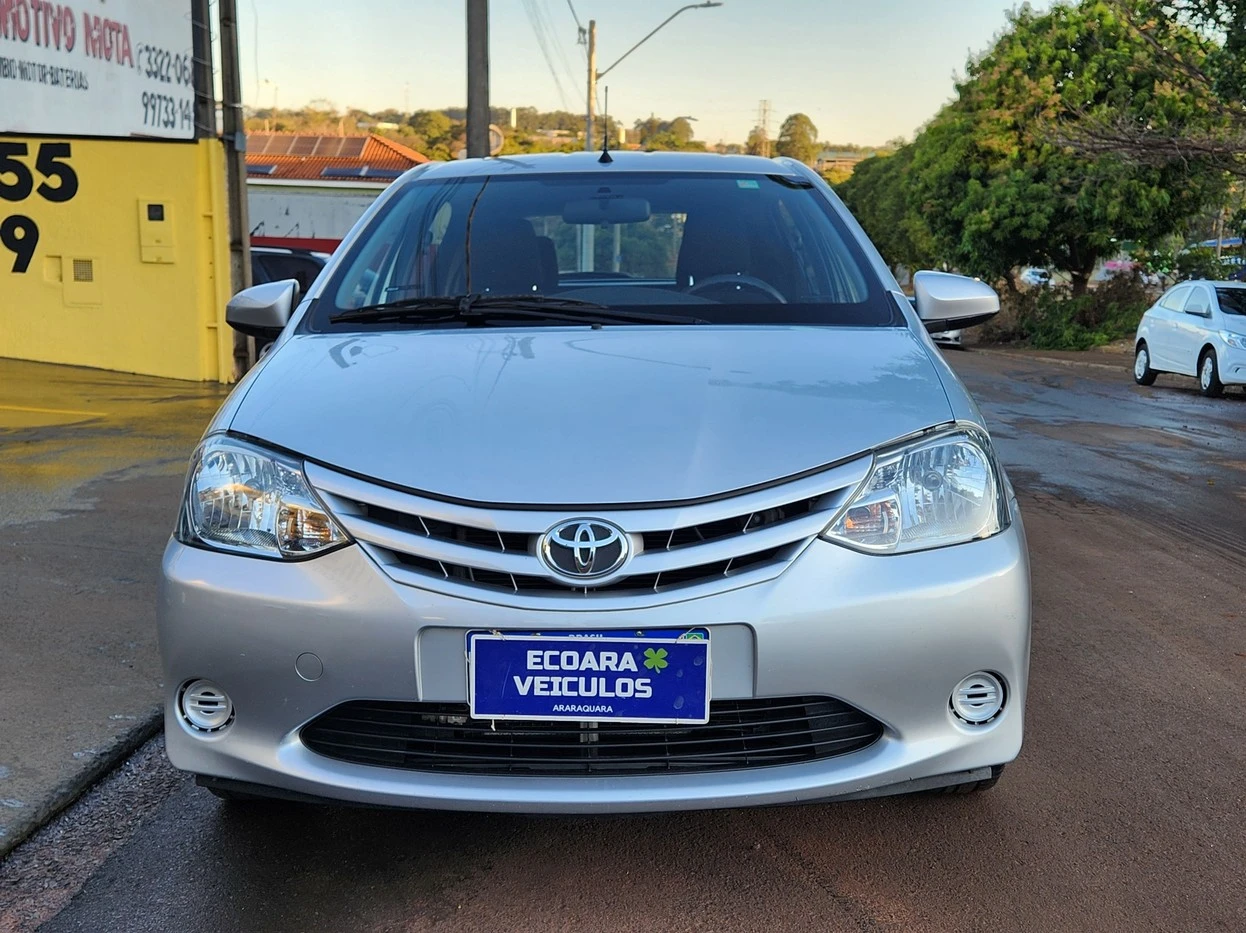 TOYOTA ETIOS
