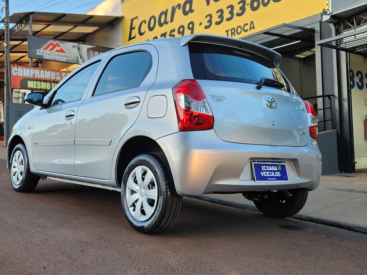 TOYOTA ETIOS