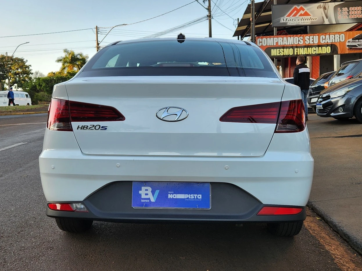 HYUNDAI HB20S