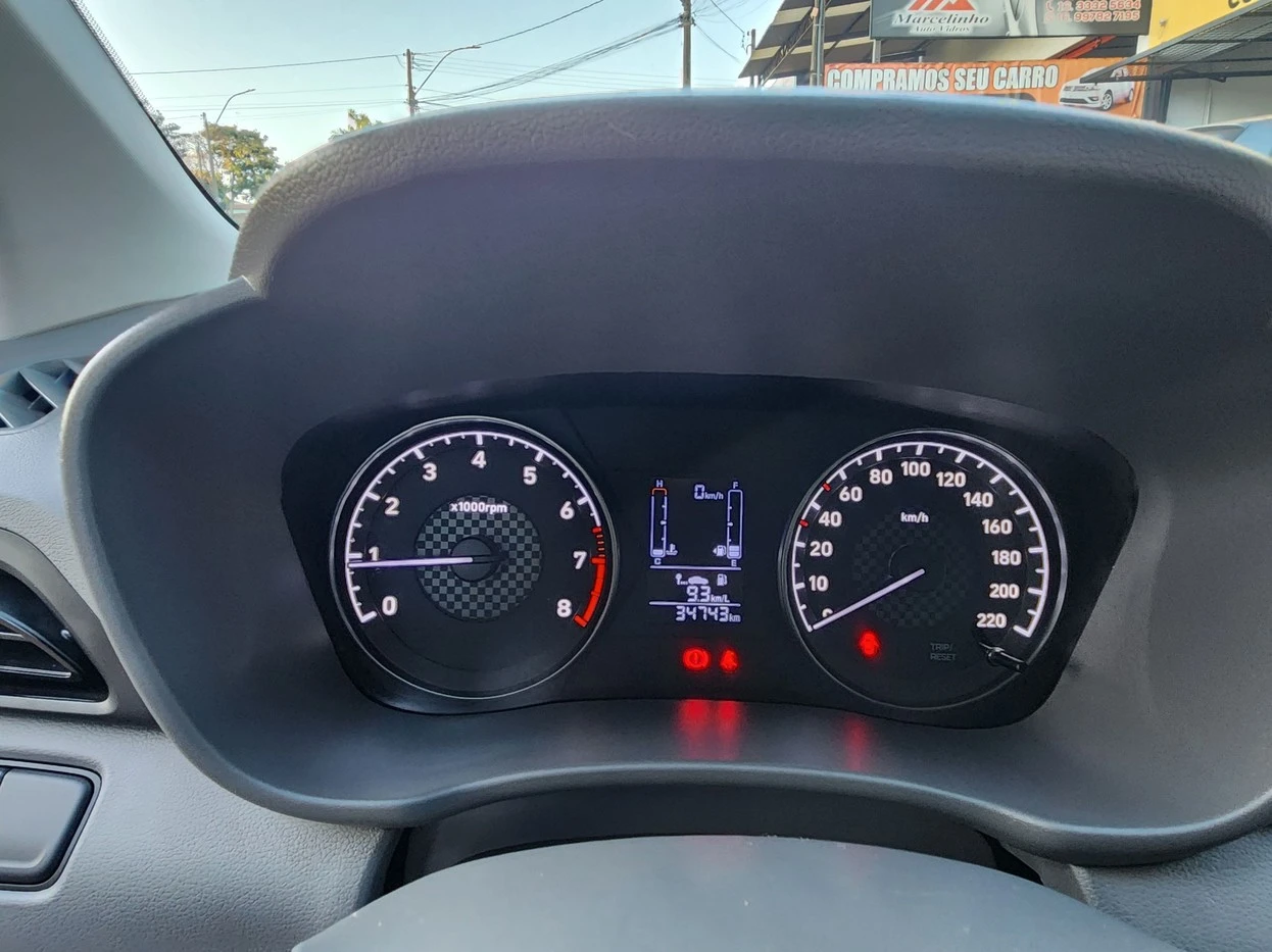 HYUNDAI HB20S