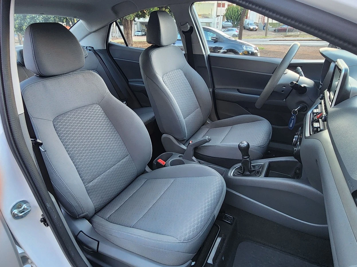 HYUNDAI HB20S