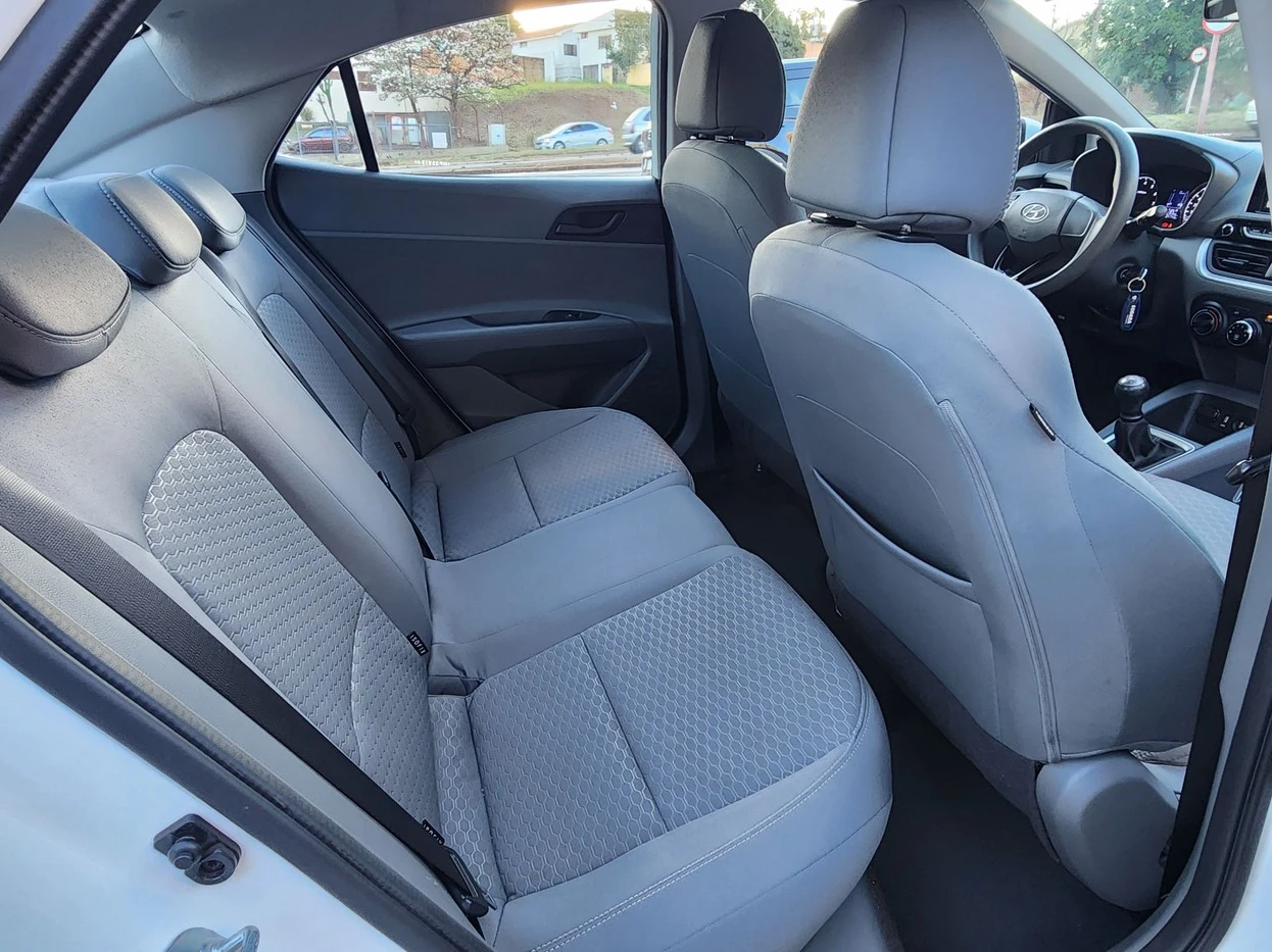 HYUNDAI HB20S