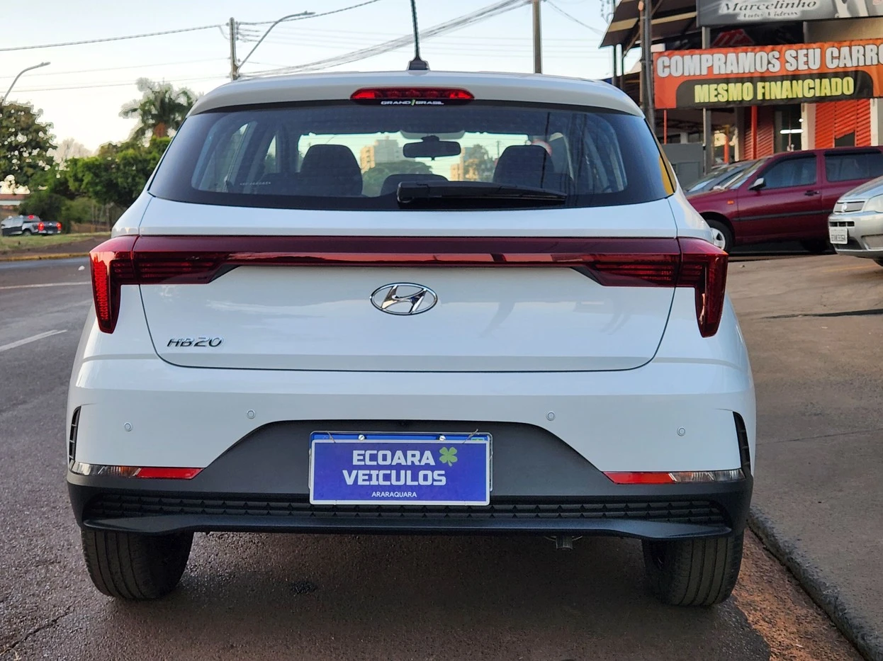 HYUNDAI HB20
