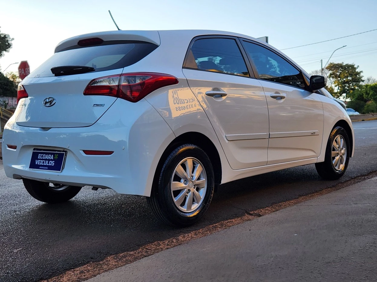 HYUNDAI HB20