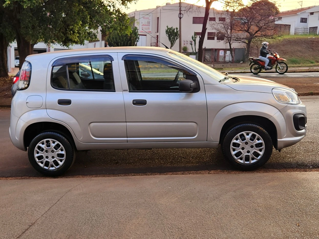 FIAT UNO