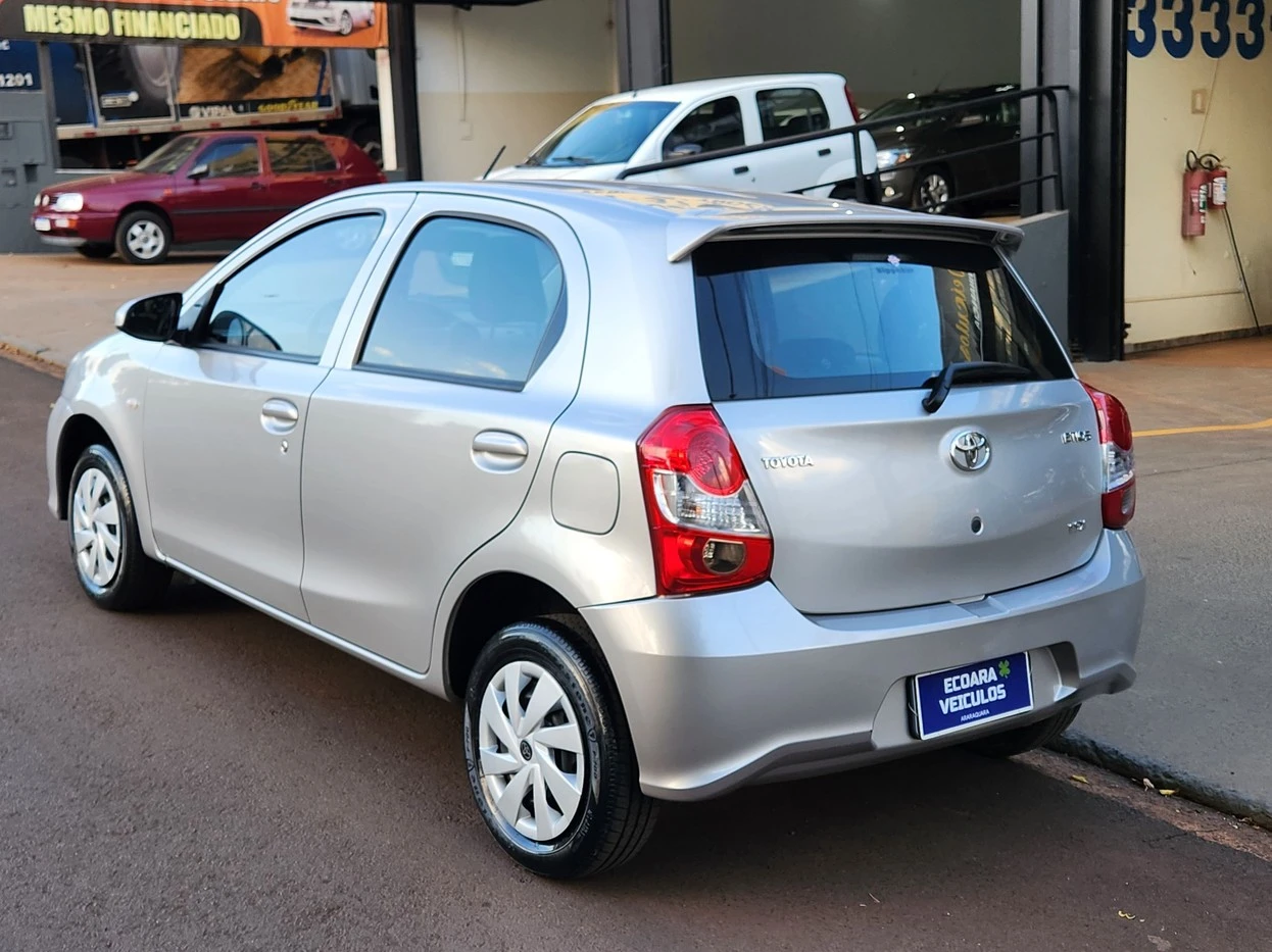 TOYOTA ETIOS