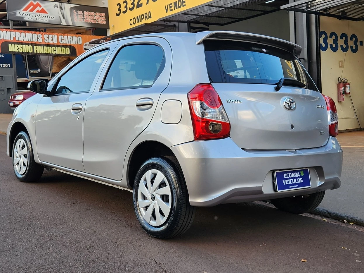 TOYOTA ETIOS