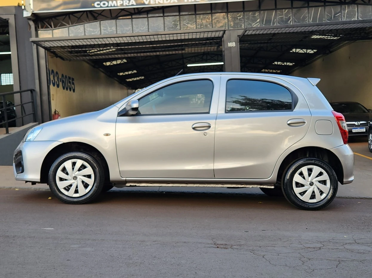 TOYOTA ETIOS
