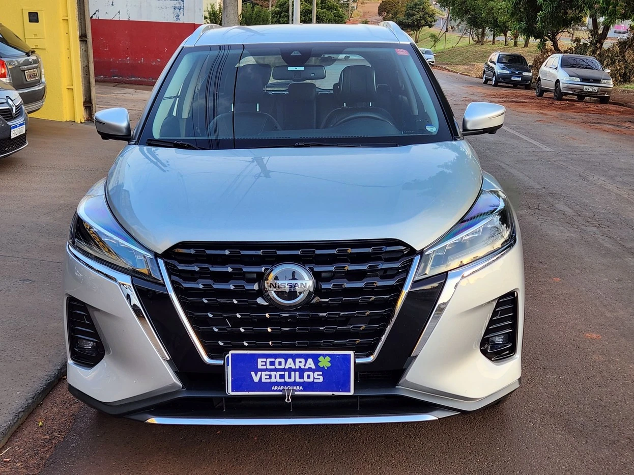 NISSAN KICKS