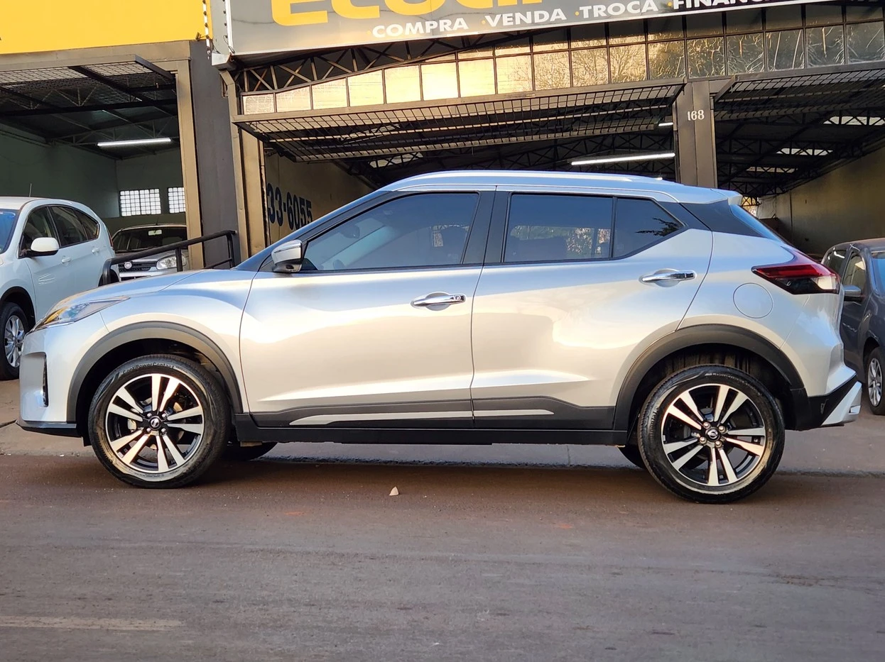 NISSAN KICKS