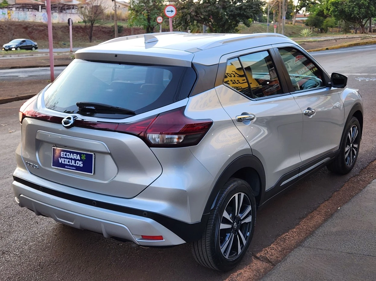 NISSAN KICKS
