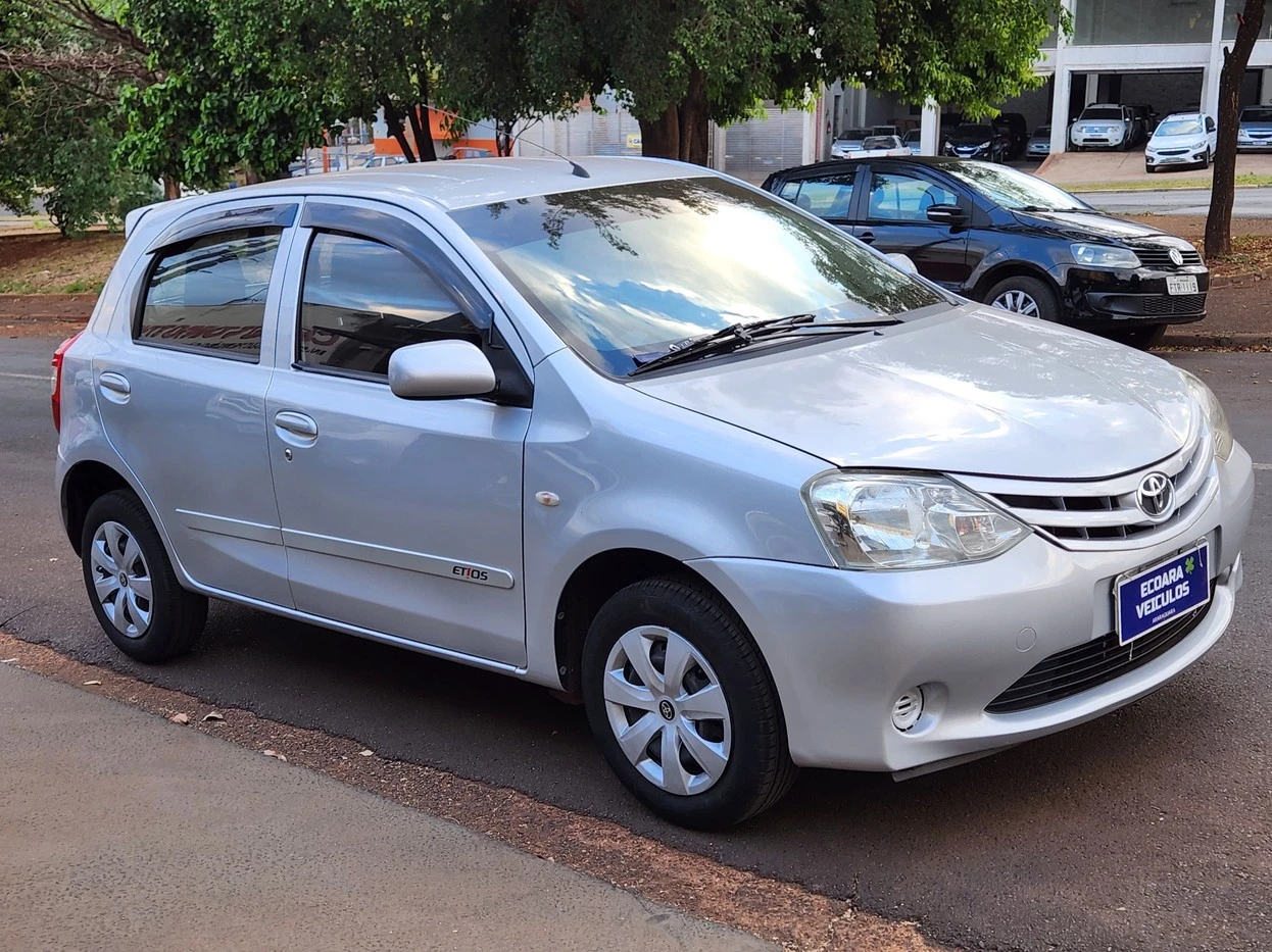TOYOTA ETIOS