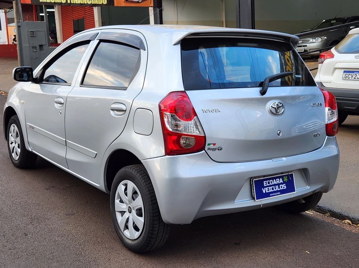 TOYOTA ETIOS