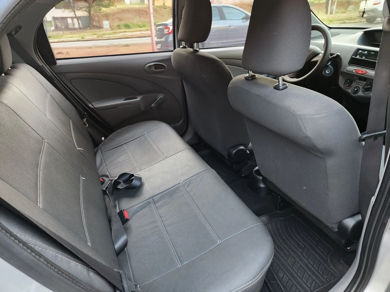 TOYOTA ETIOS