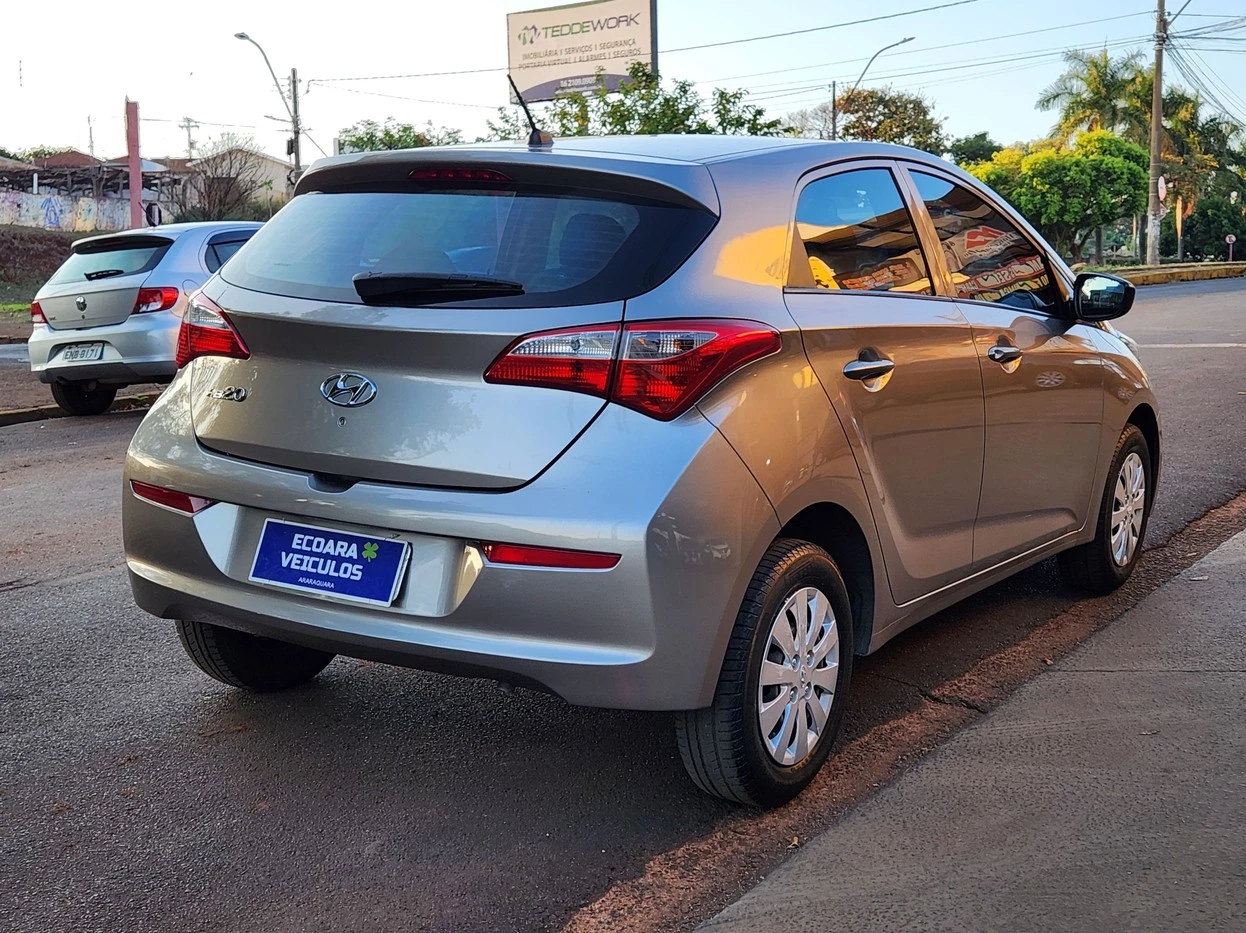 HYUNDAI HB20