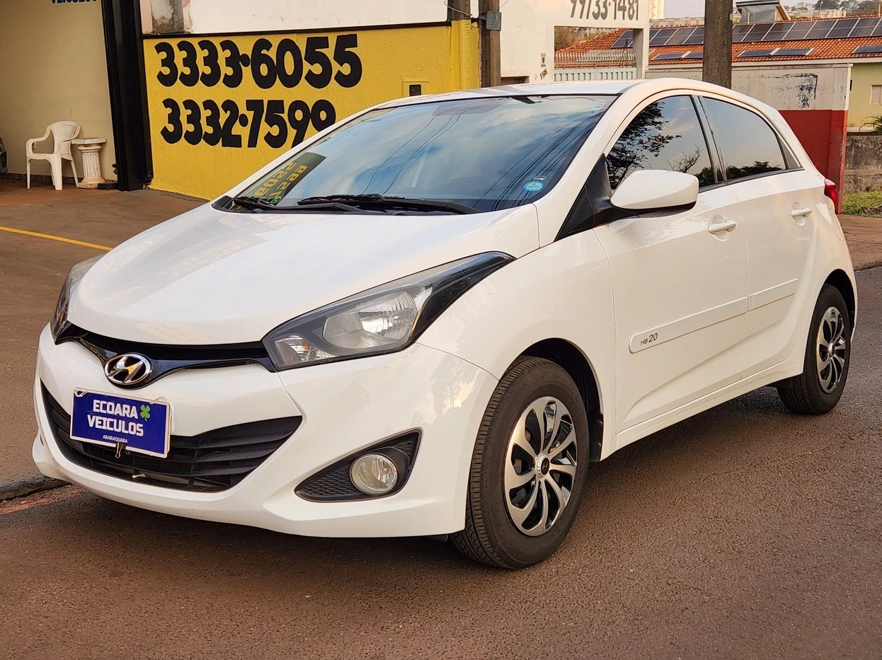 HYUNDAI HB20
